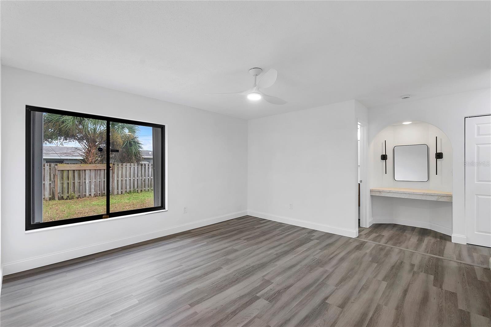 PORT MALABAR UNIT 04 - Residential