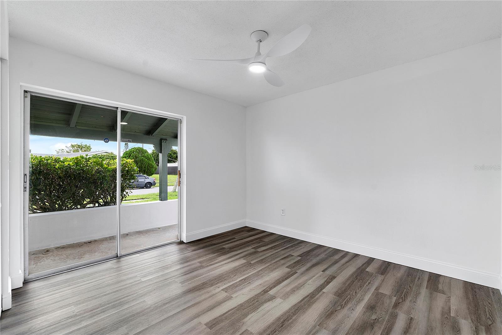 PORT MALABAR UNIT 04 - Residential