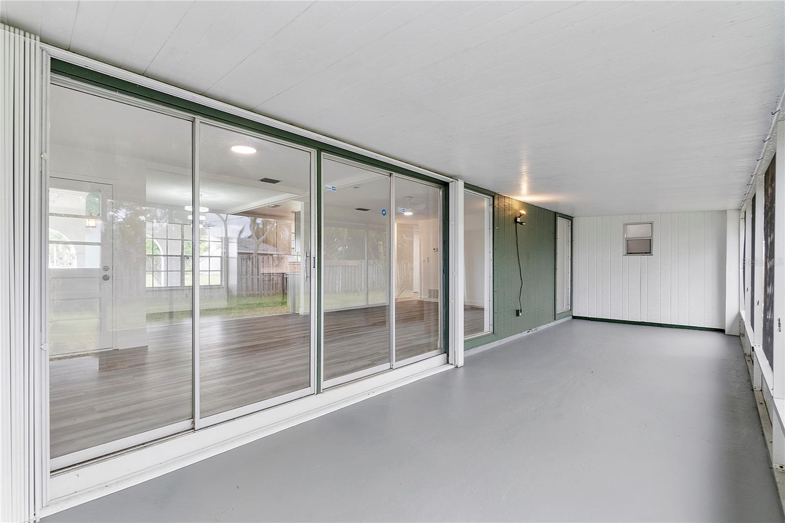 PORT MALABAR UNIT 04 - Residential