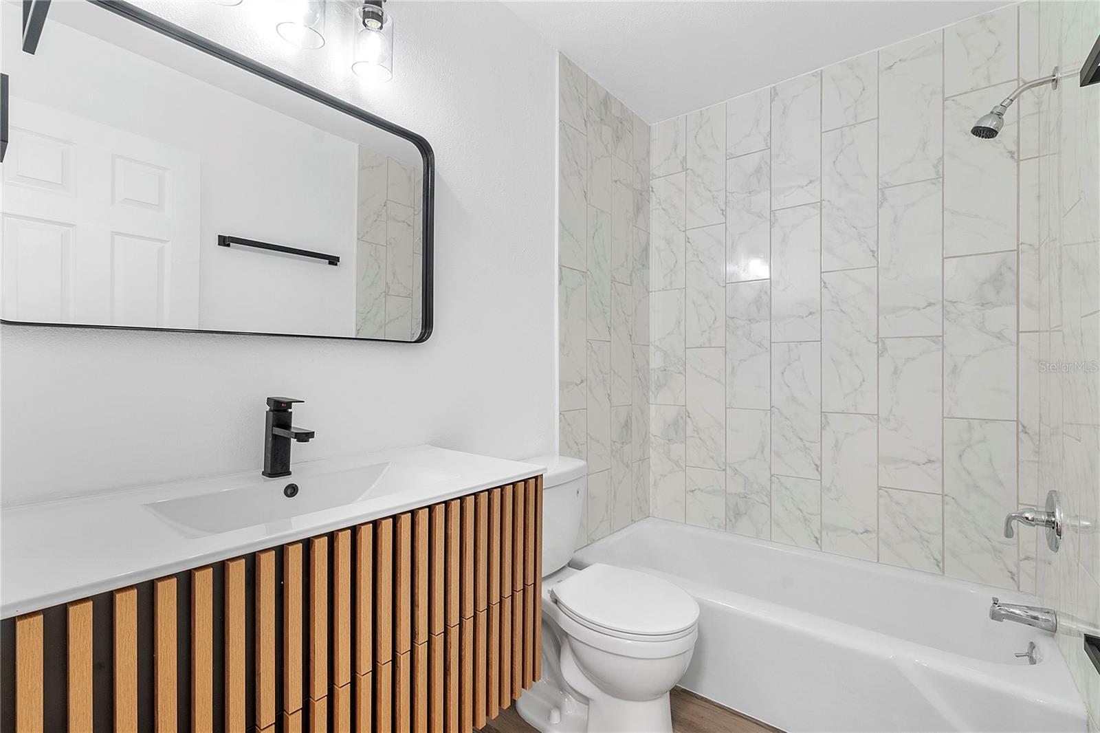 PORT MALABAR UNIT 04 - Residential