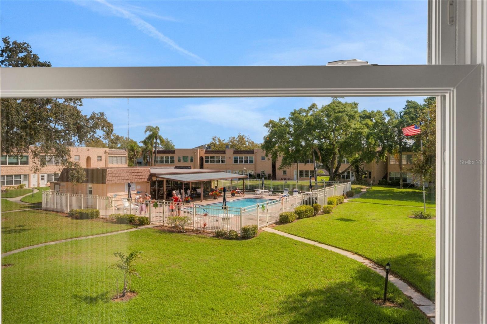 GARDENS THE CONDO - Residential