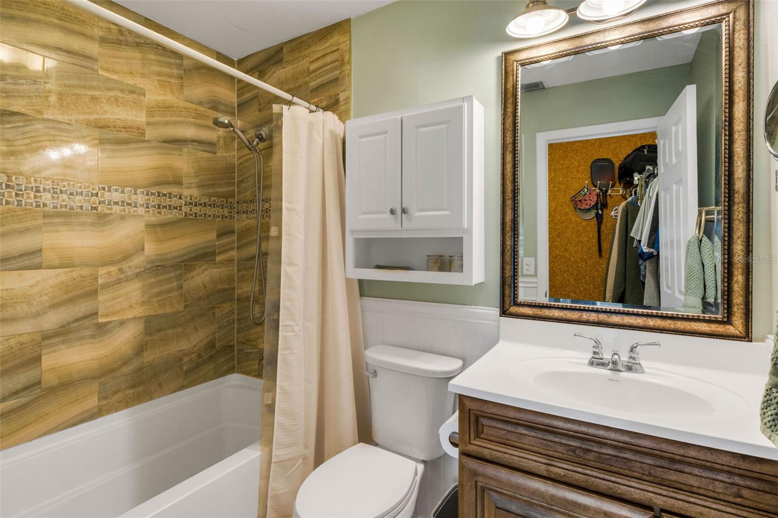 GARDENS THE CONDO - Residential