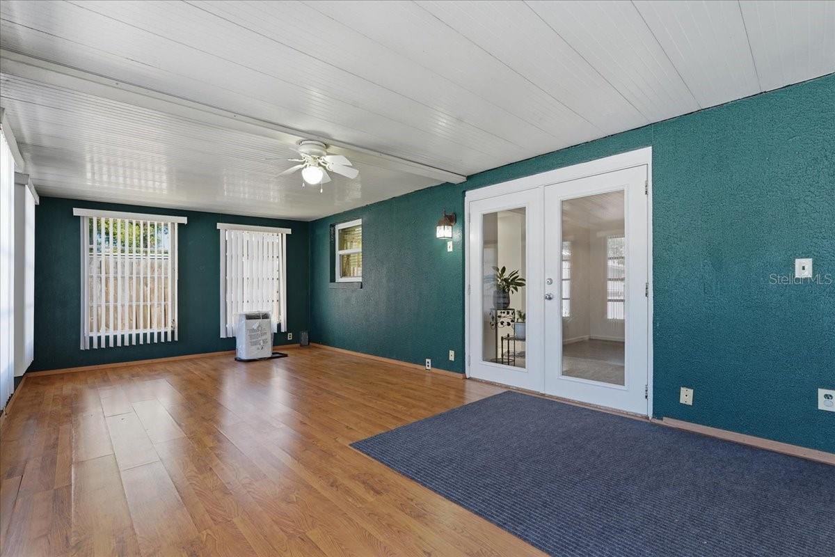 BRANDON EAST SUB UNIT - Residential