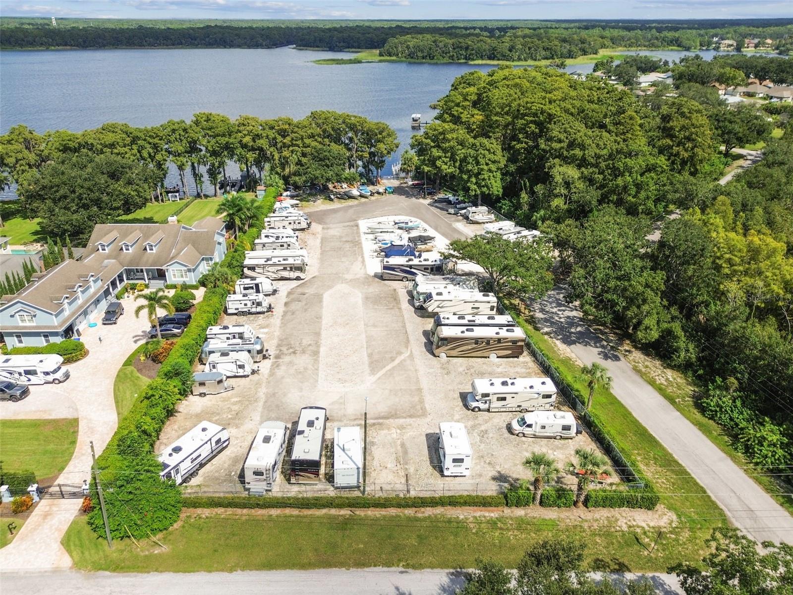 HIGHLAND LAKES UNIT SIX - Residential