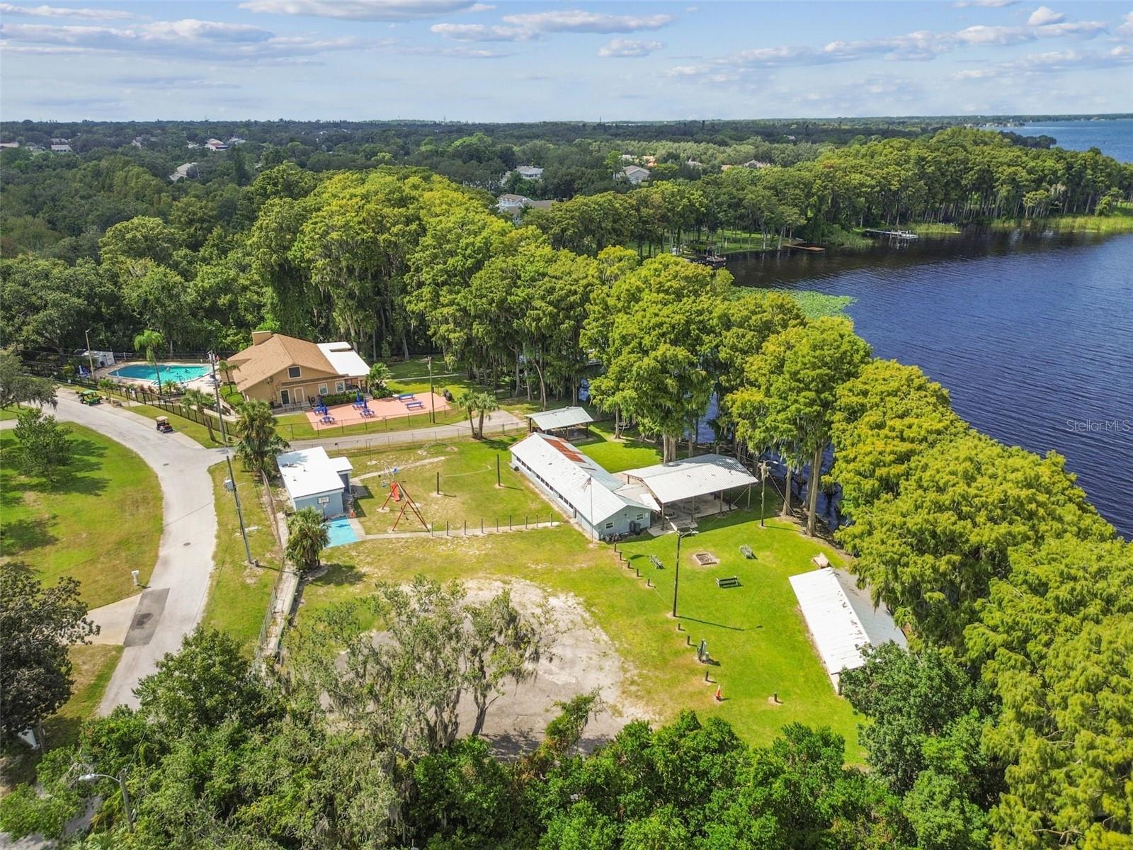 HIGHLAND LAKES UNIT SIX - Residential