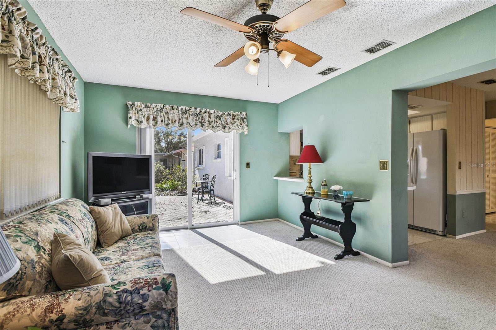 HIGHLAND LAKES UNIT SIX - Residential