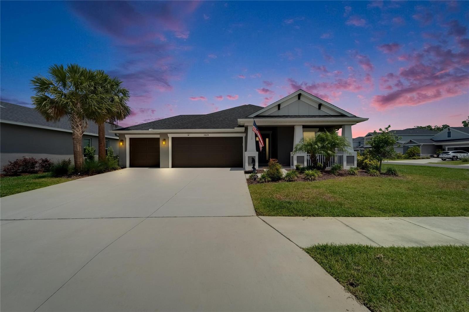 5828 CLAIRWOOD COURT