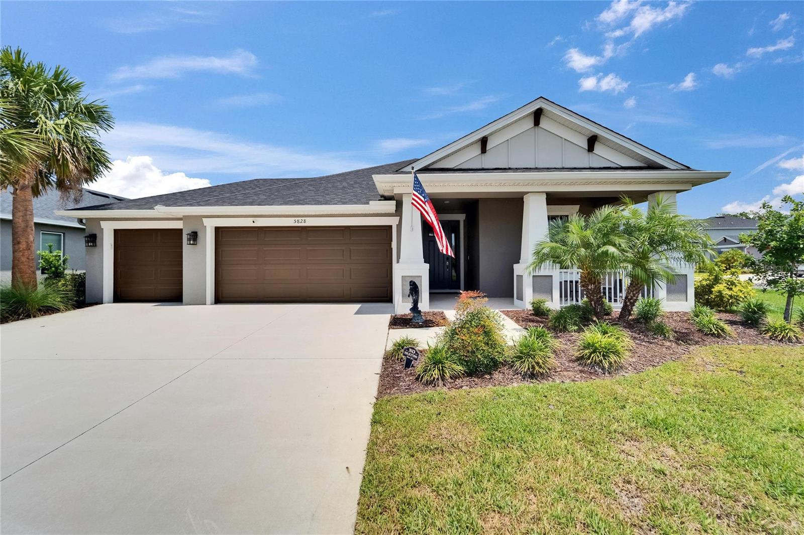 5828 CLAIRWOOD COURT