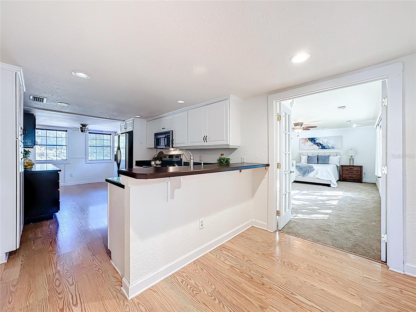 MOUNT DORA GULLERS HOMESTEAD - Residential