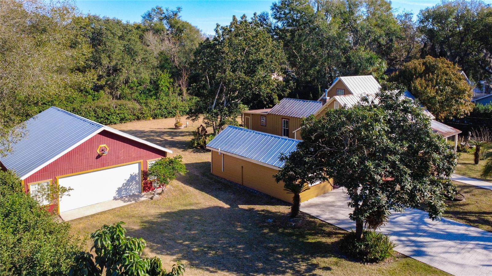 MOUNT DORA GULLERS HOMESTEAD - Residential