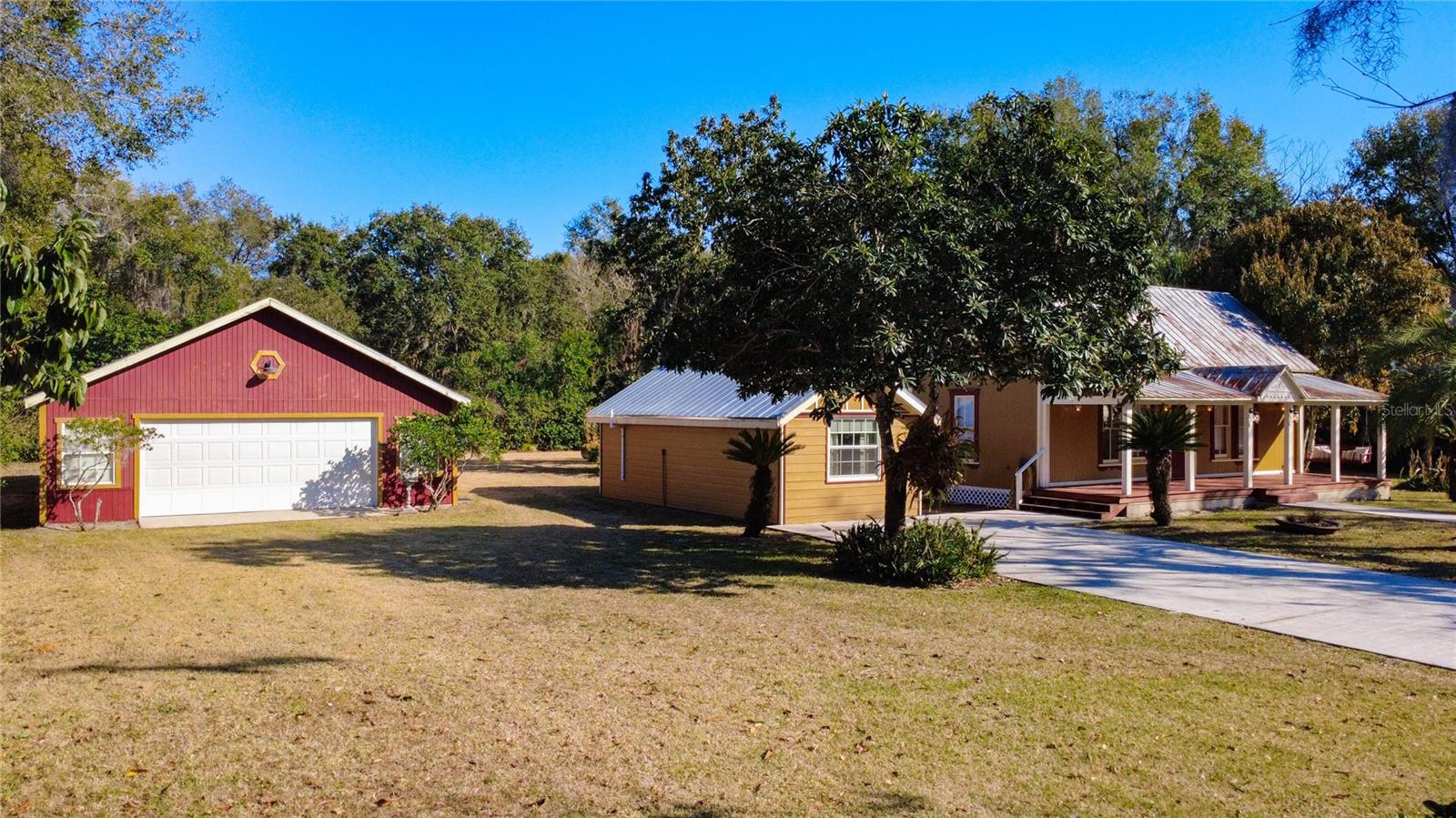 MOUNT DORA GULLERS HOMESTEAD - Residential