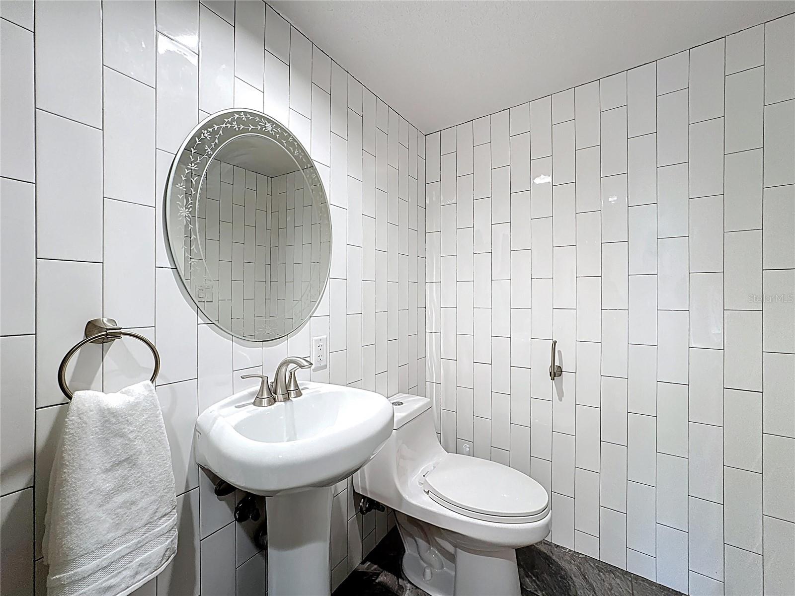 MOUNT DORA GULLERS HOMESTEAD - Residential