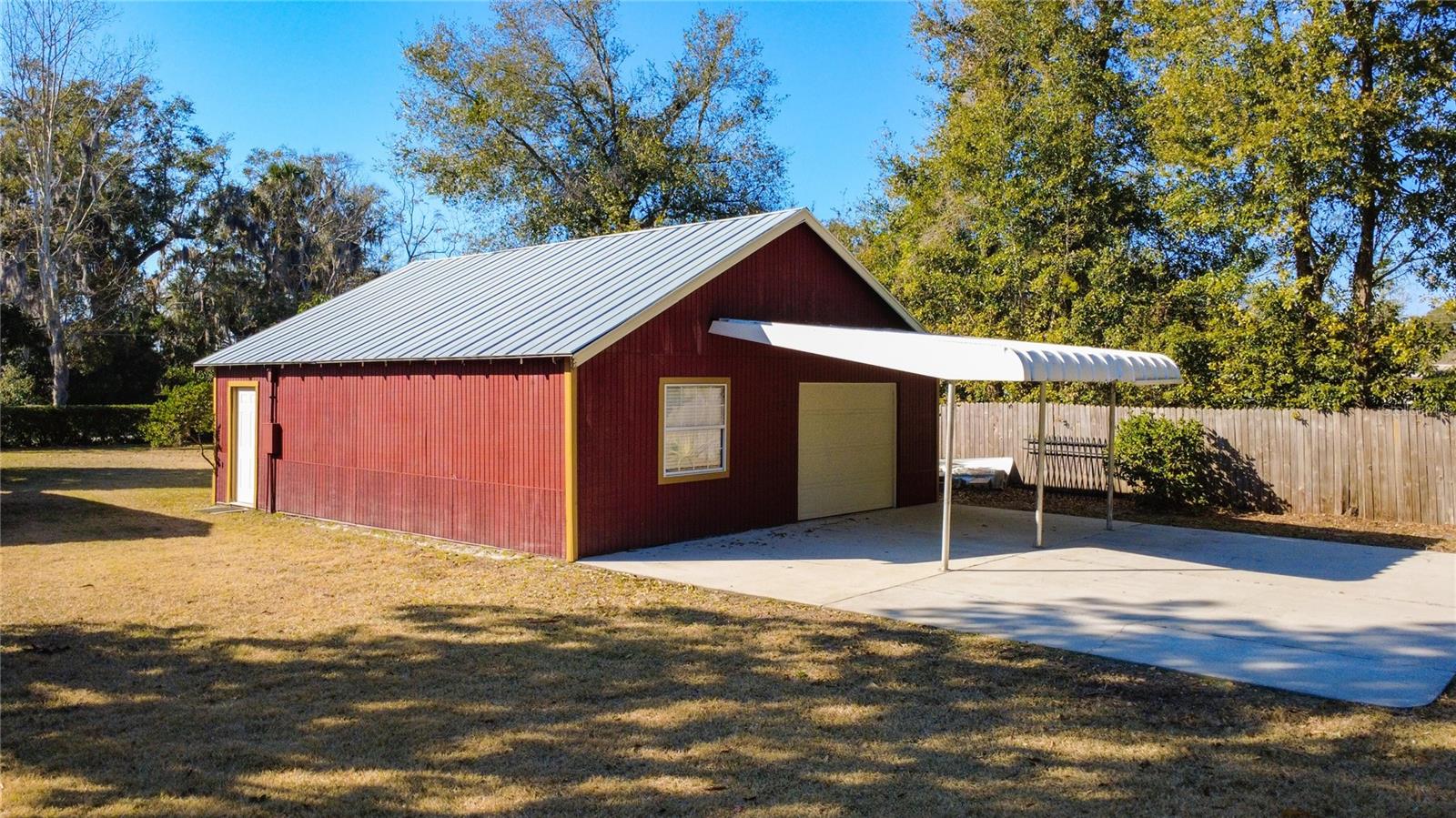 MOUNT DORA GULLERS HOMESTEAD - Residential