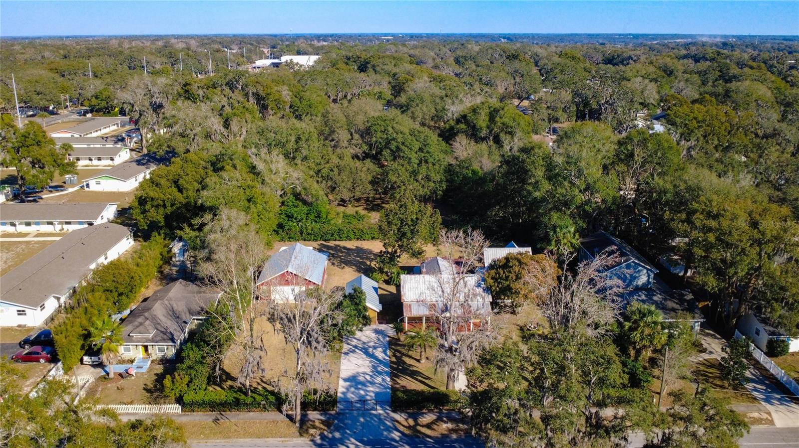 MOUNT DORA GULLERS HOMESTEAD - Residential