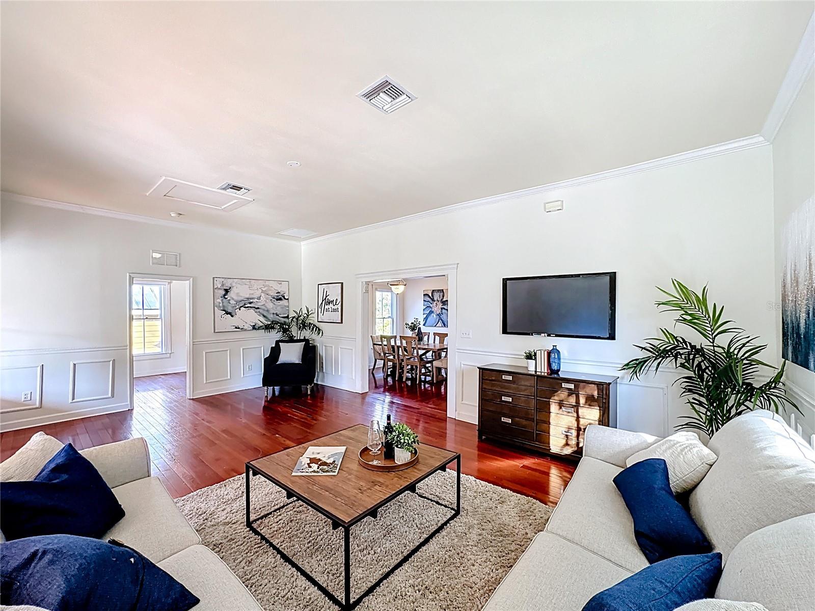 MOUNT DORA GULLERS HOMESTEAD - Residential