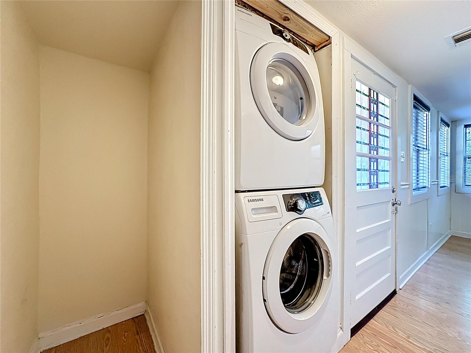 MOUNT DORA GULLERS HOMESTEAD - Residential