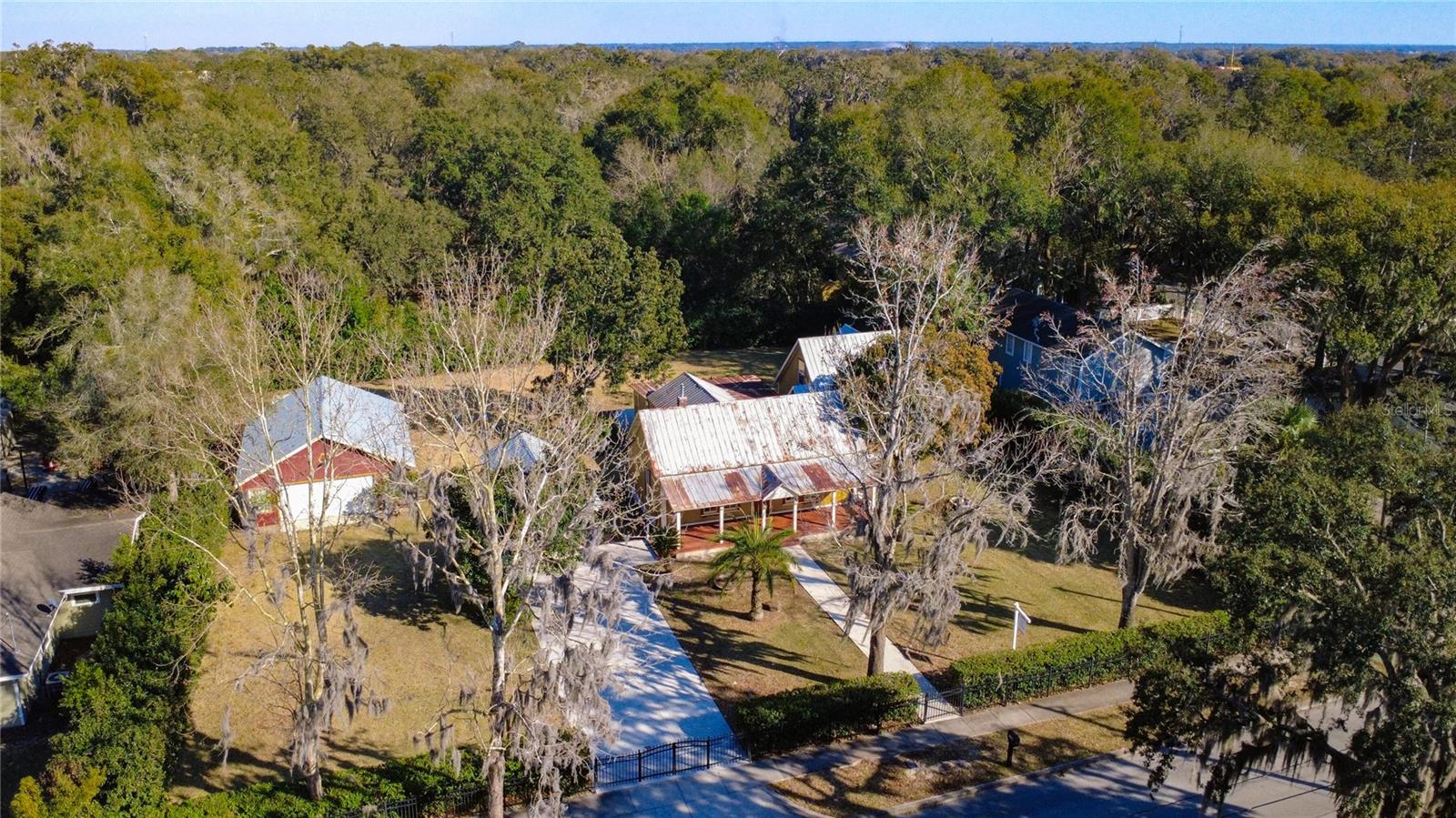 MOUNT DORA GULLERS HOMESTEAD - Residential