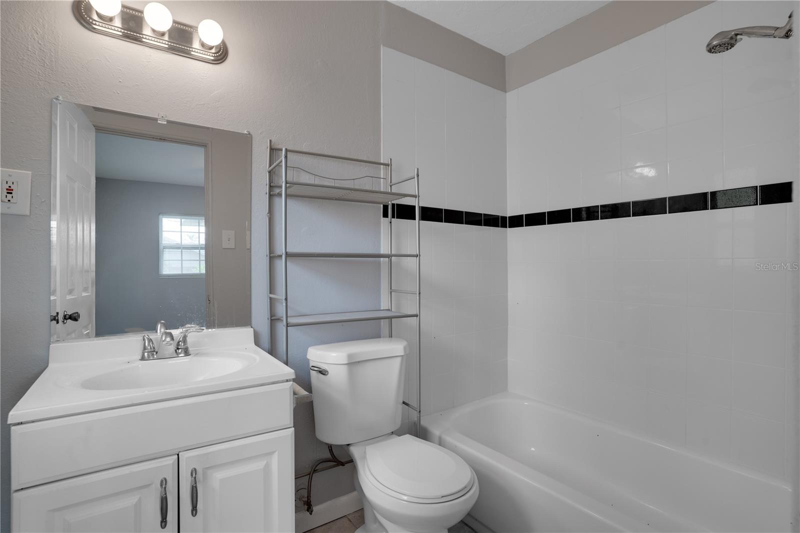 PASADENA ESTATES SEC F - Residential