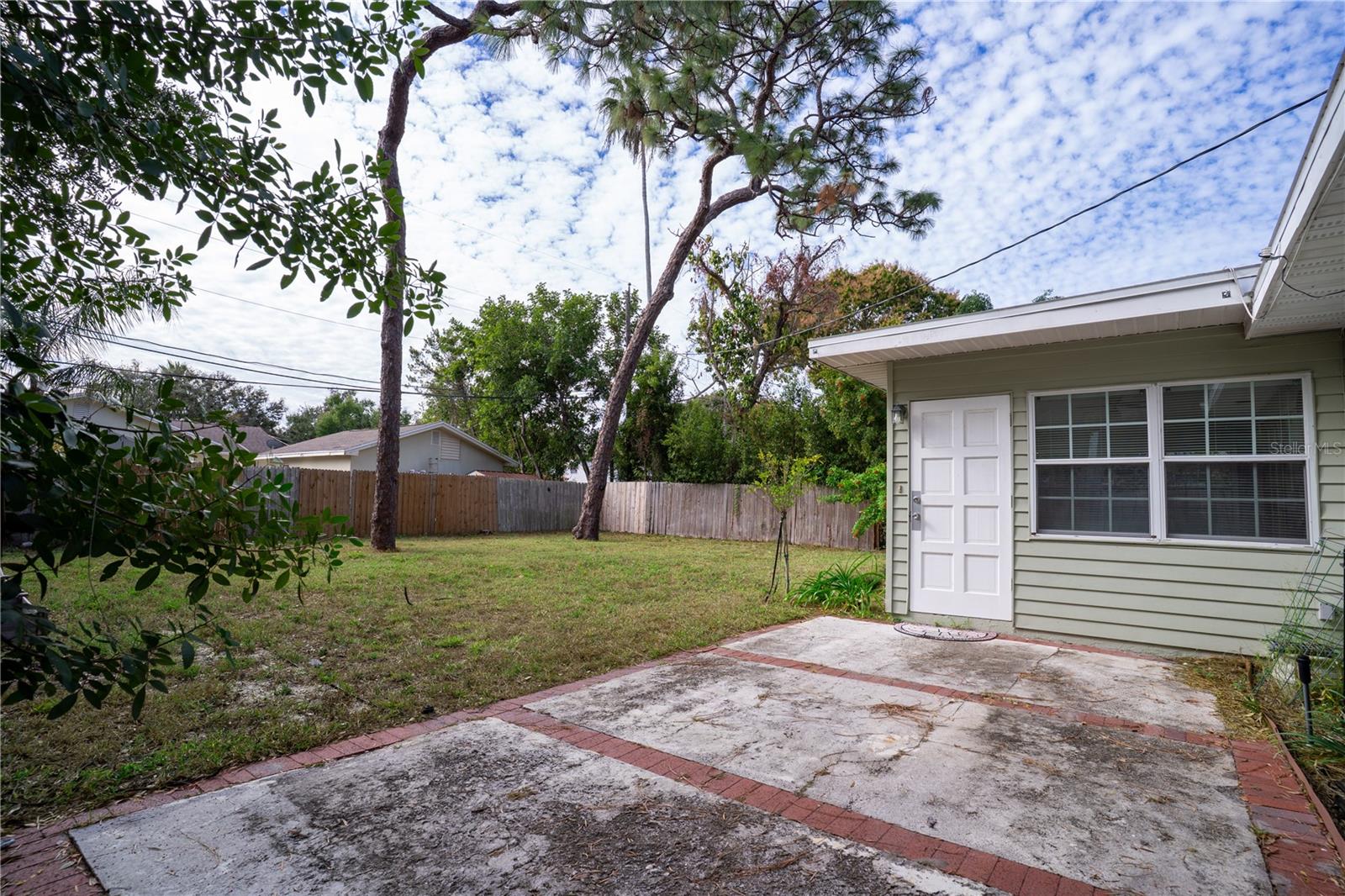 PASADENA ESTATES SEC F - Residential