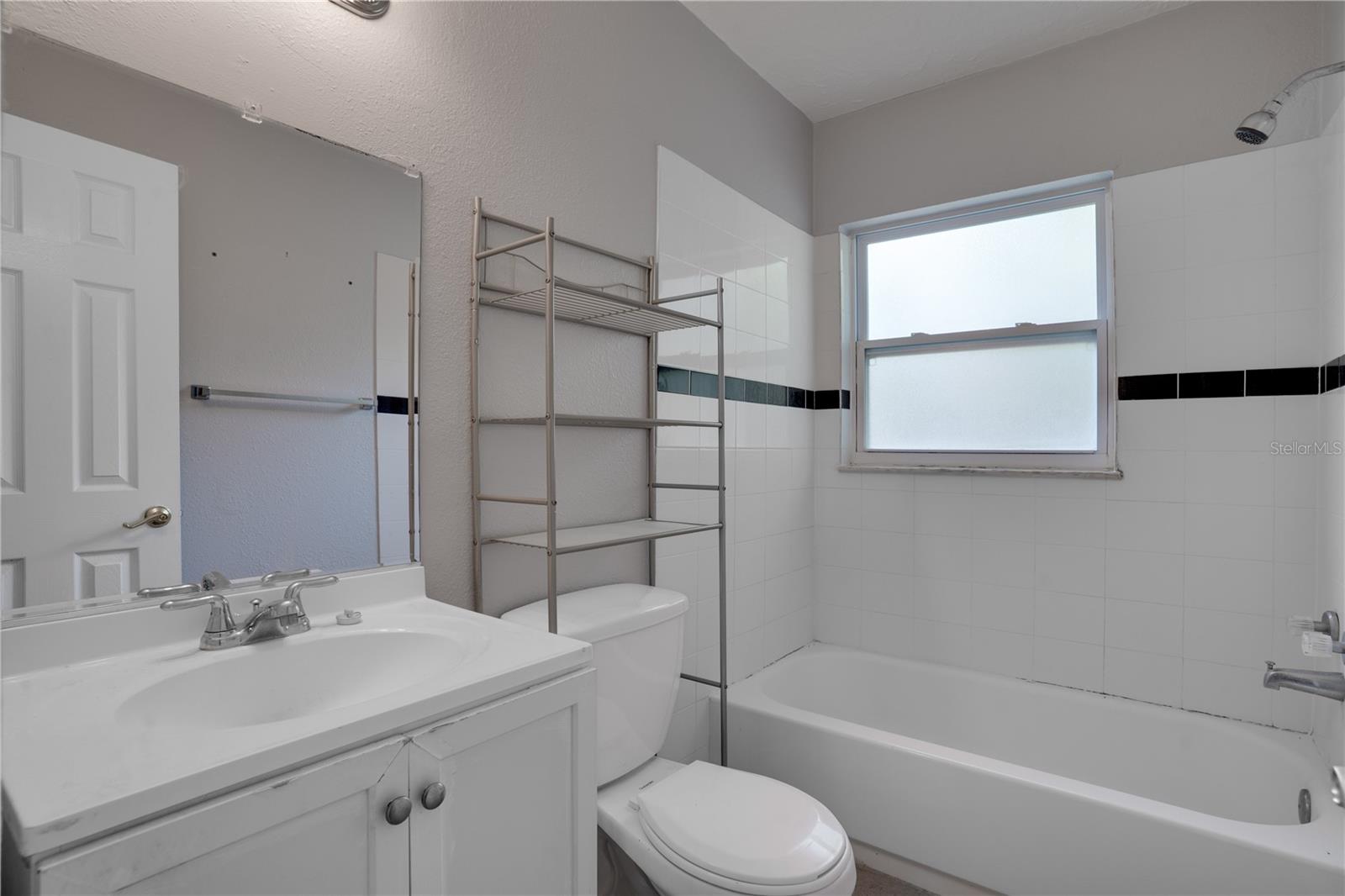 PASADENA ESTATES SEC F - Residential