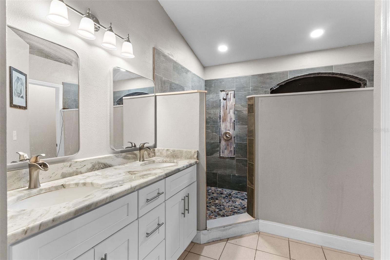 RIVERGLEN UNIT 1 - Residential