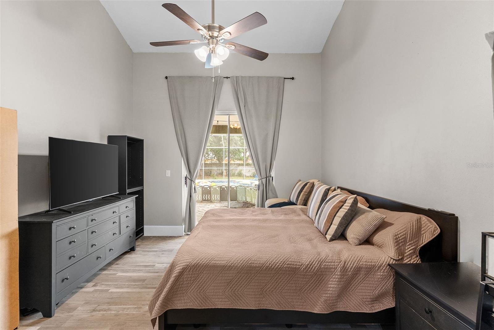RIVERGLEN UNIT 1 - Residential