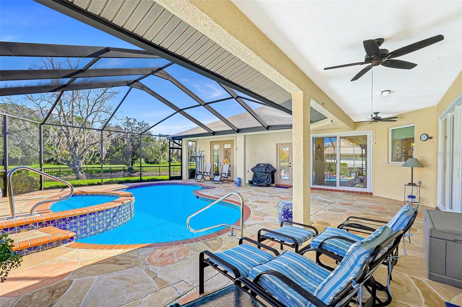 NORTHDALE GOLF CLB SEC D UN 3 - Residential