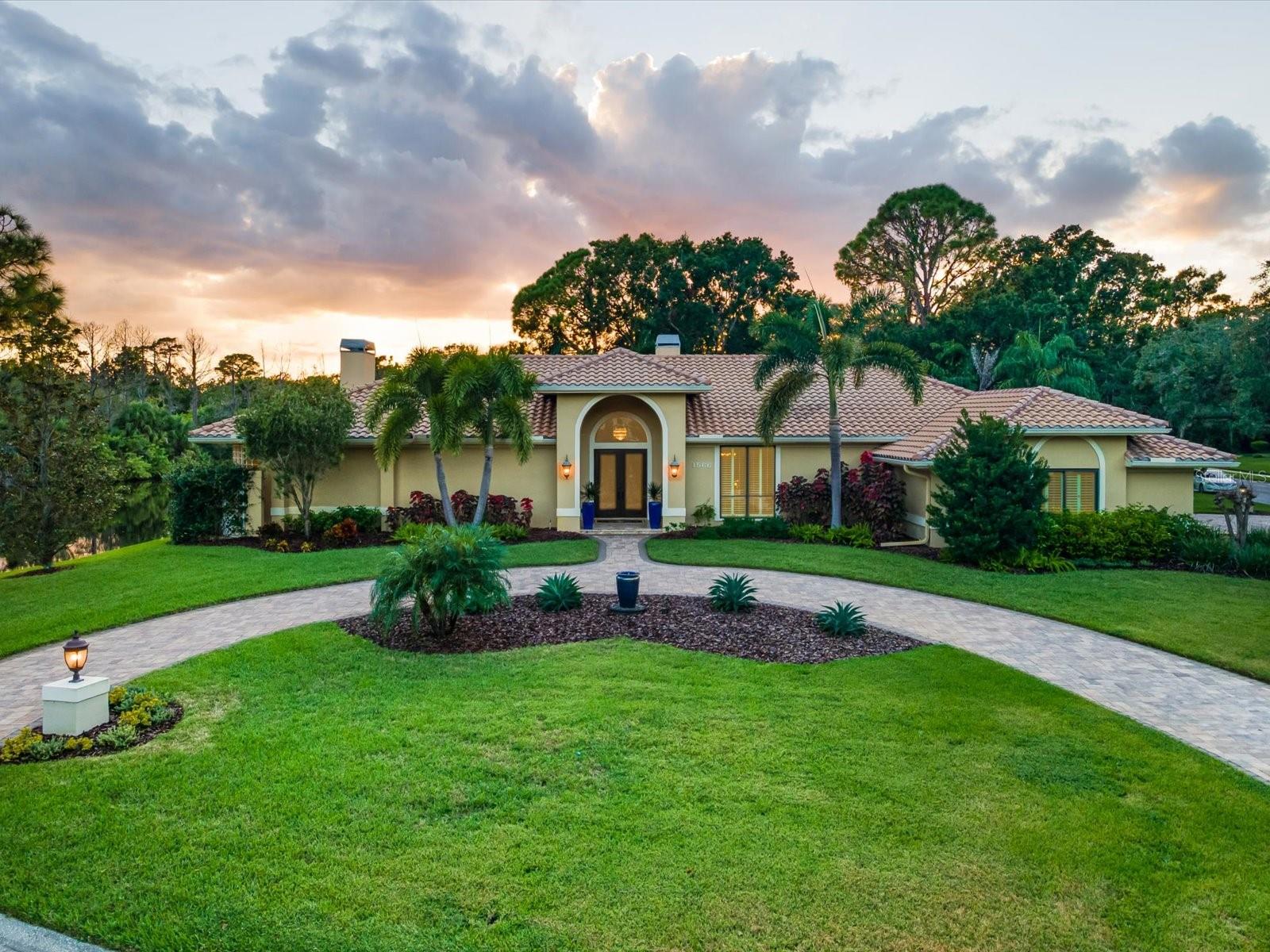 SAIL HARBOR - Residential