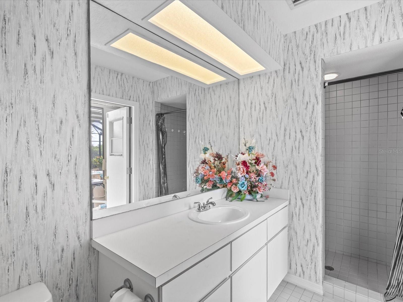 SAIL HARBOR - Residential