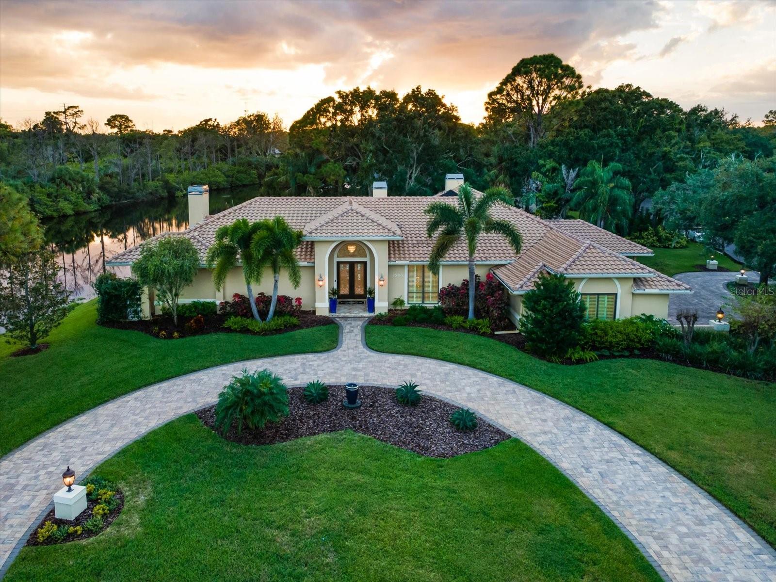 SAIL HARBOR - Residential