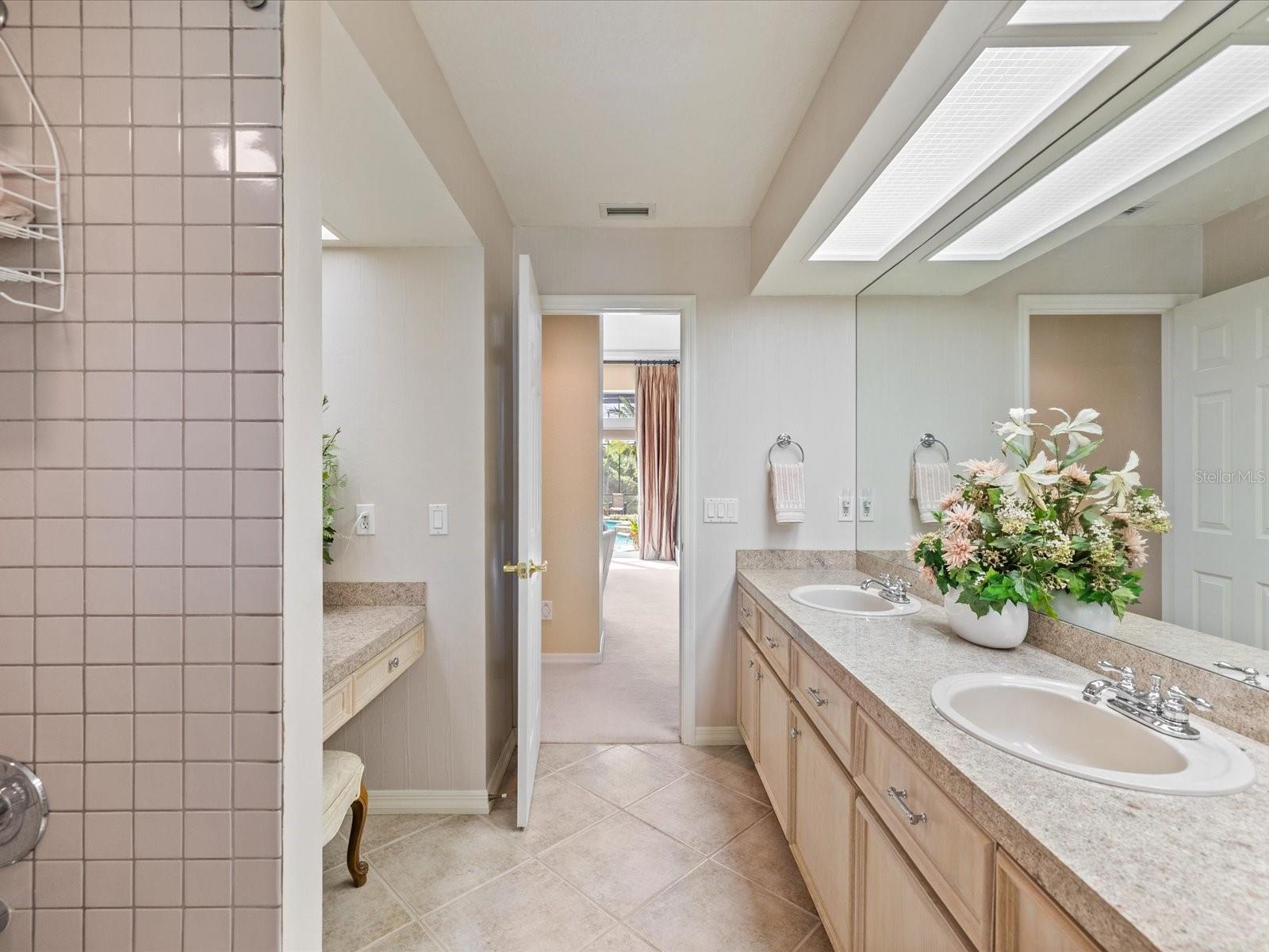 SAIL HARBOR - Residential