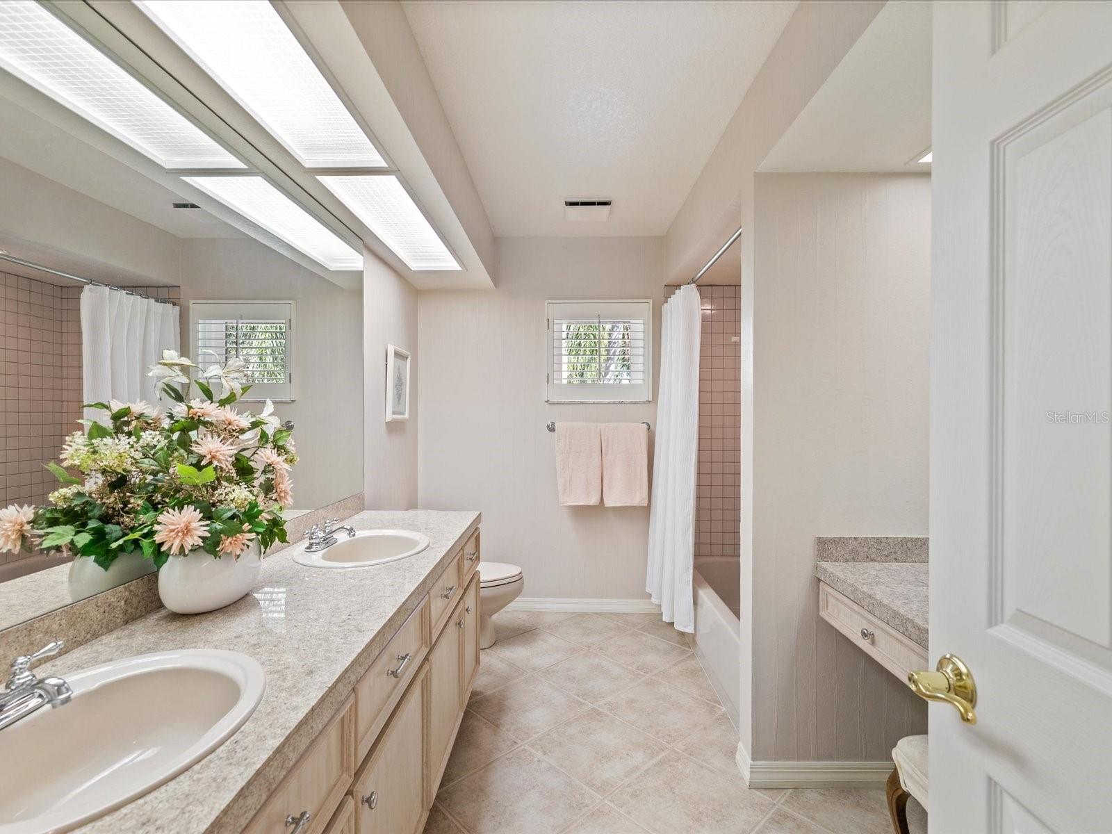 SAIL HARBOR - Residential