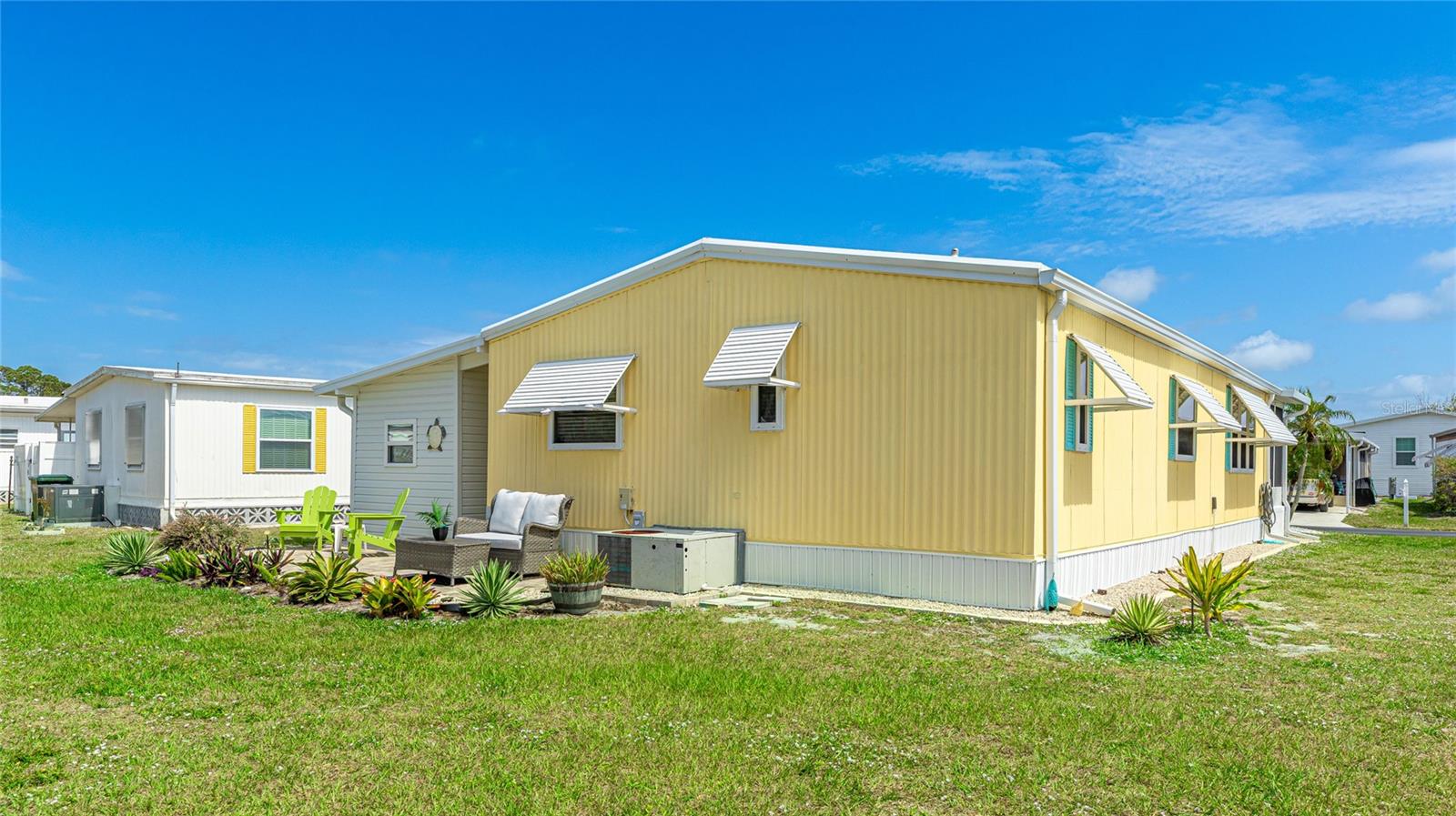 POLYNESIAN VILLAGE - Residential