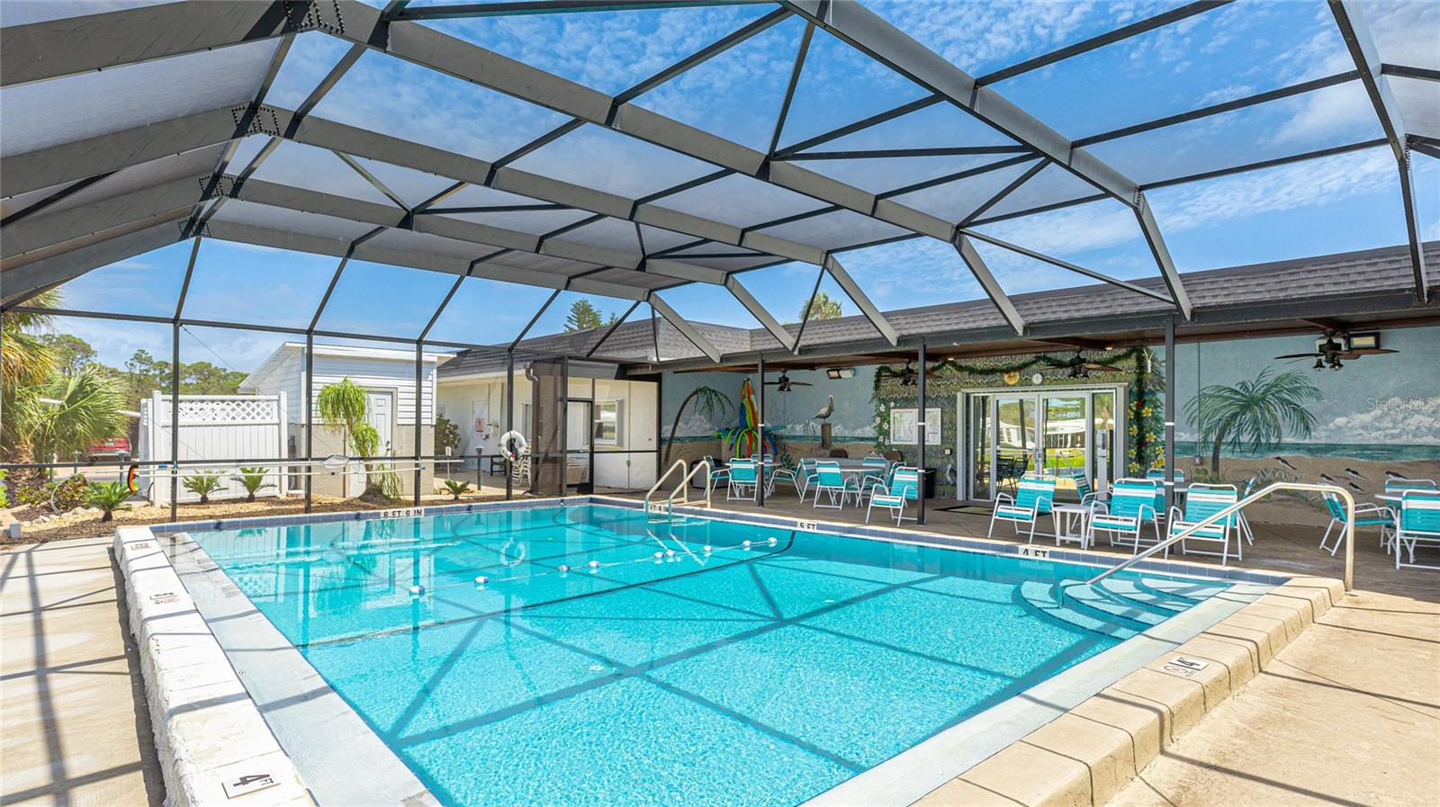 POLYNESIAN VILLAGE - Residential