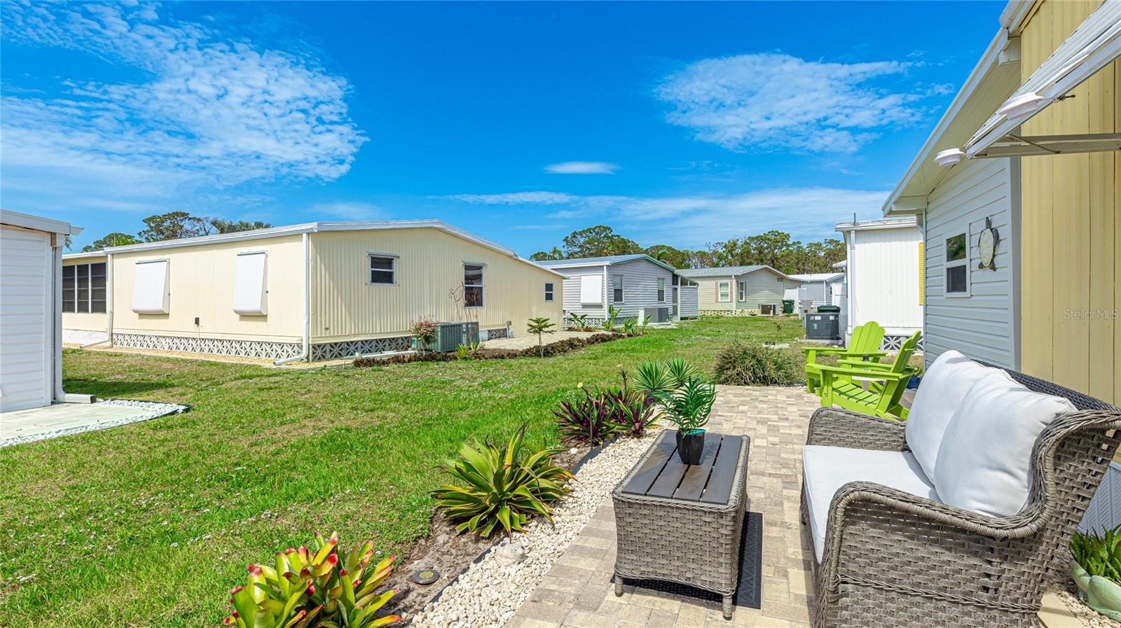 POLYNESIAN VILLAGE - Residential