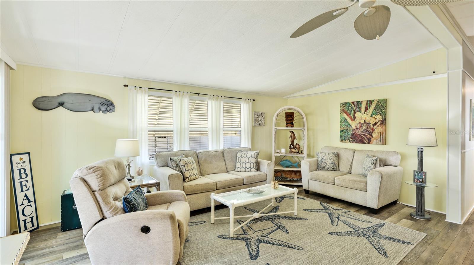 POLYNESIAN VILLAGE - Residential