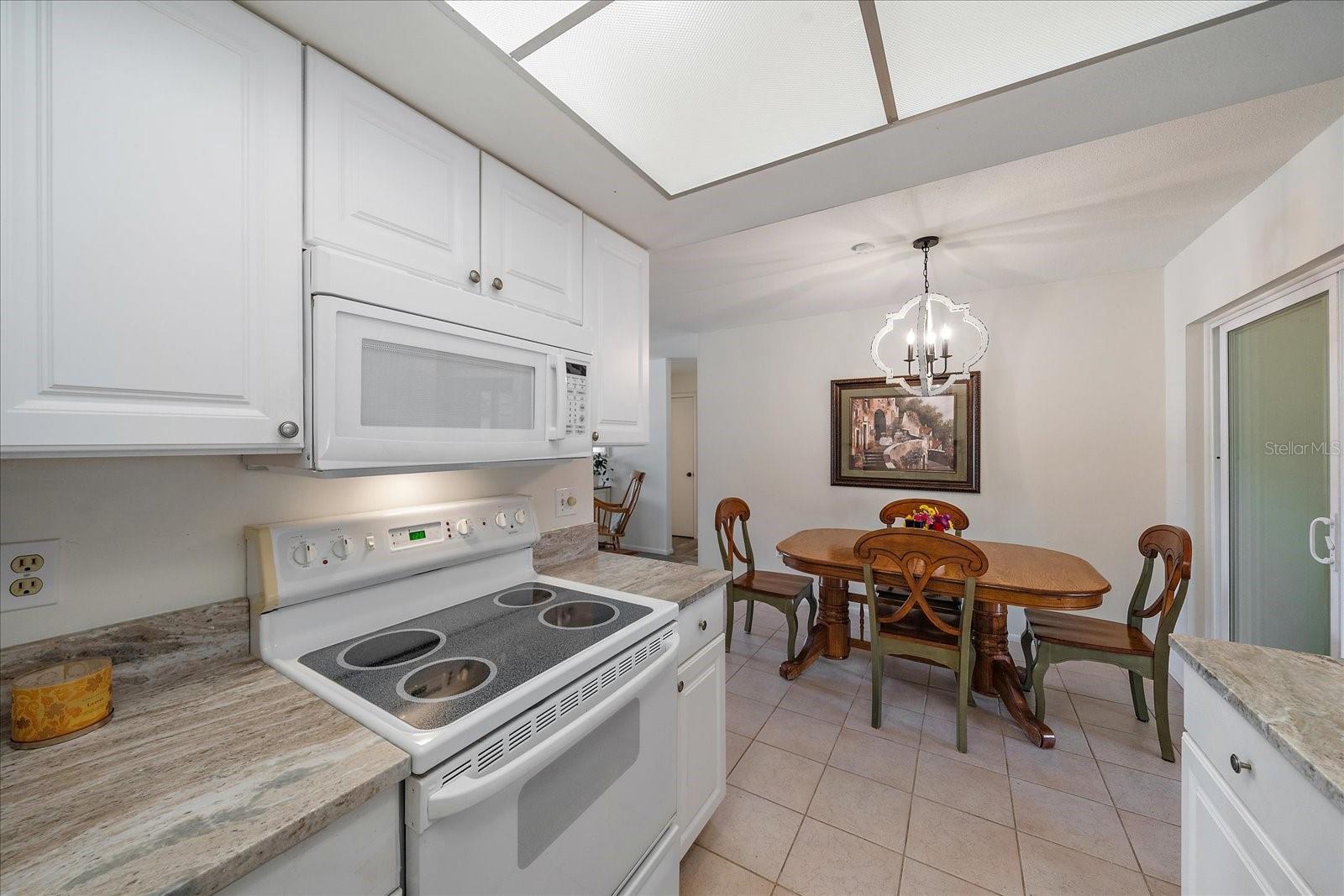 SARASOTA SPGS - Residential