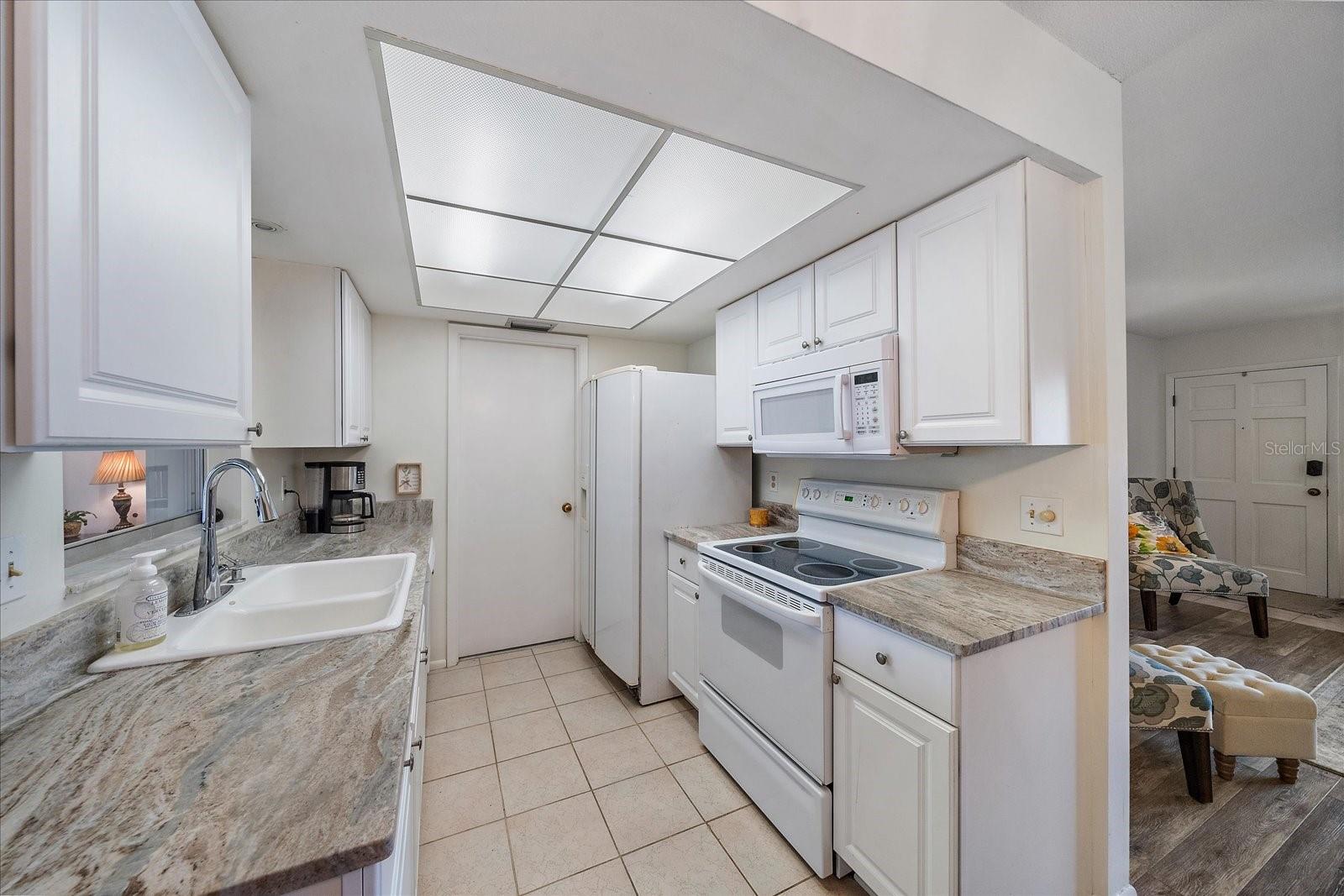 SARASOTA SPGS - Residential