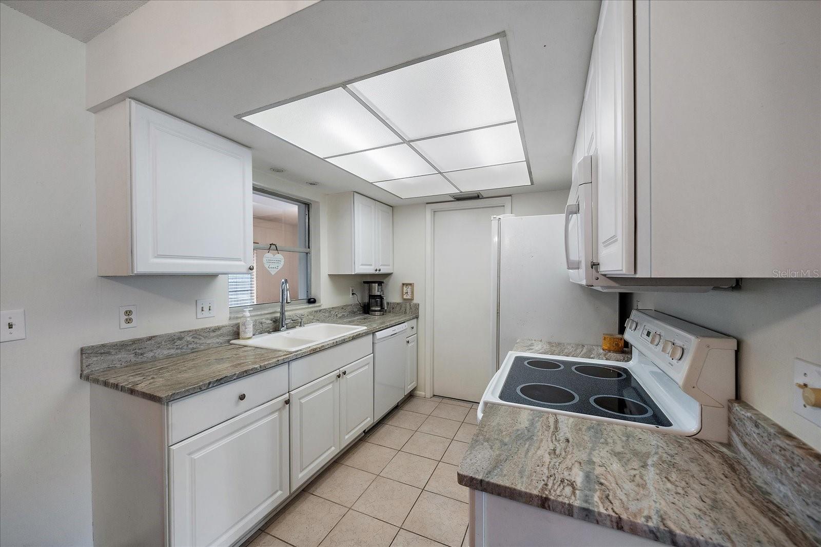 SARASOTA SPGS - Residential