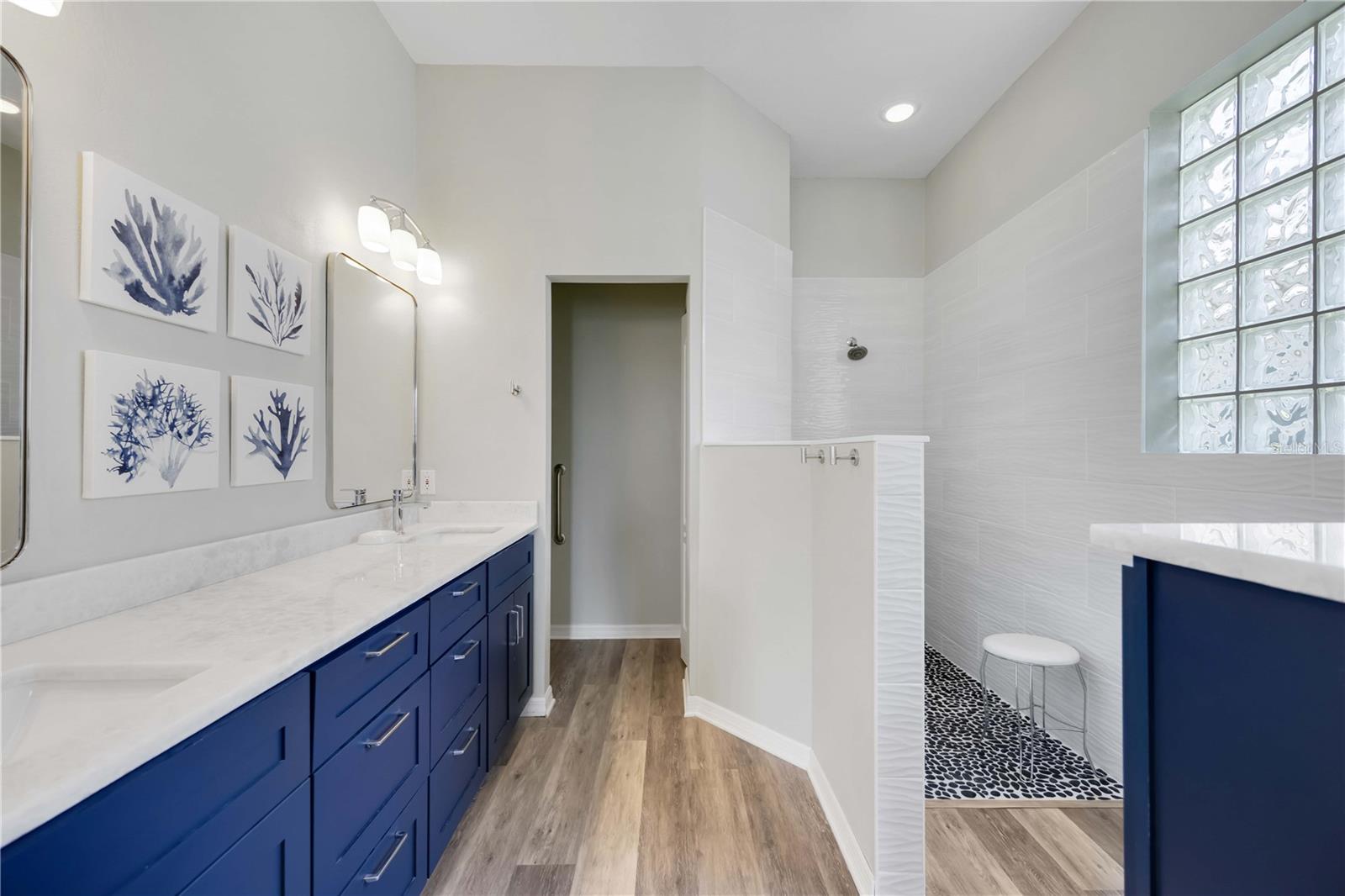 SAWGRASS - Residential