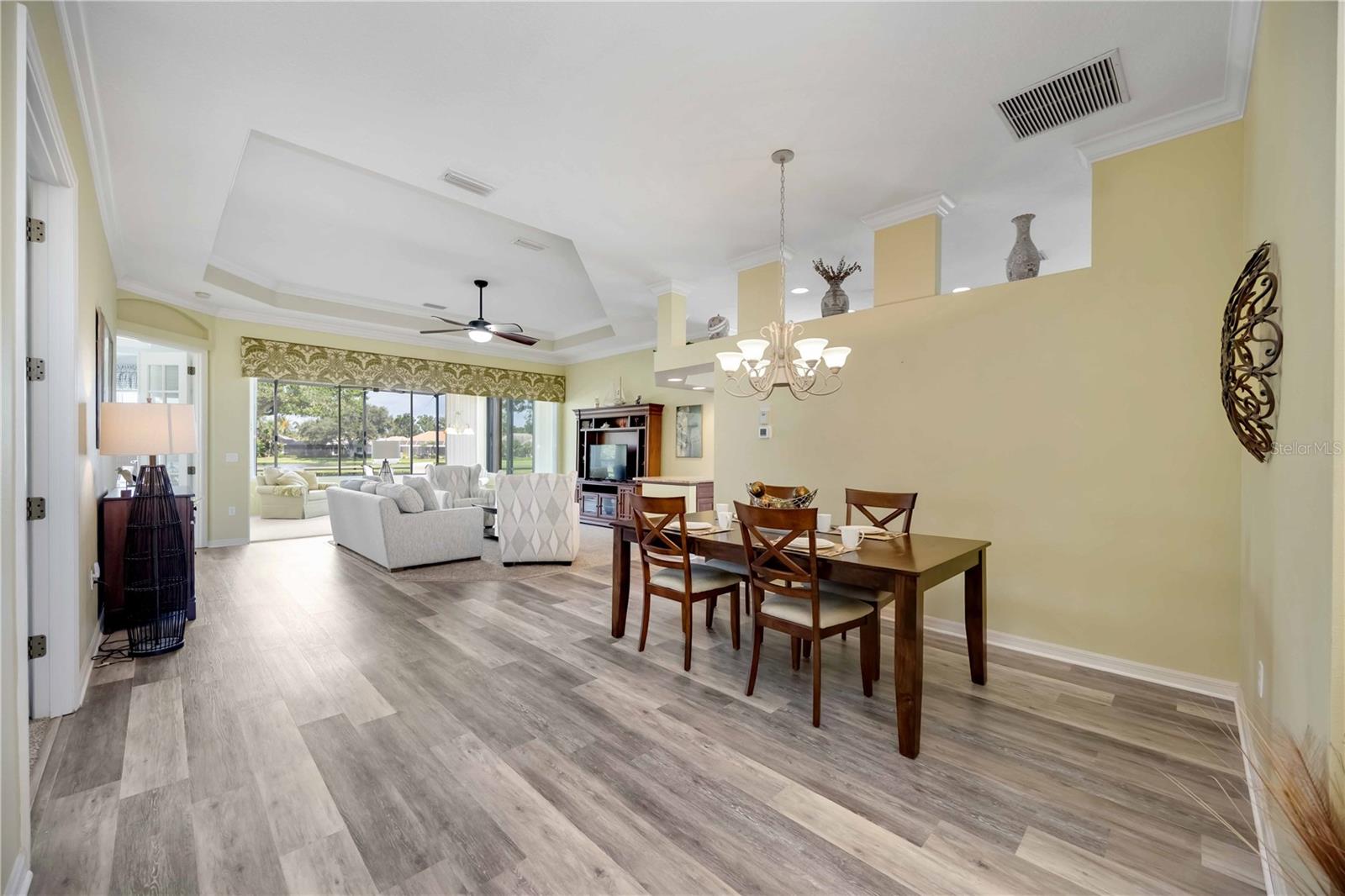 SAWGRASS - Residential