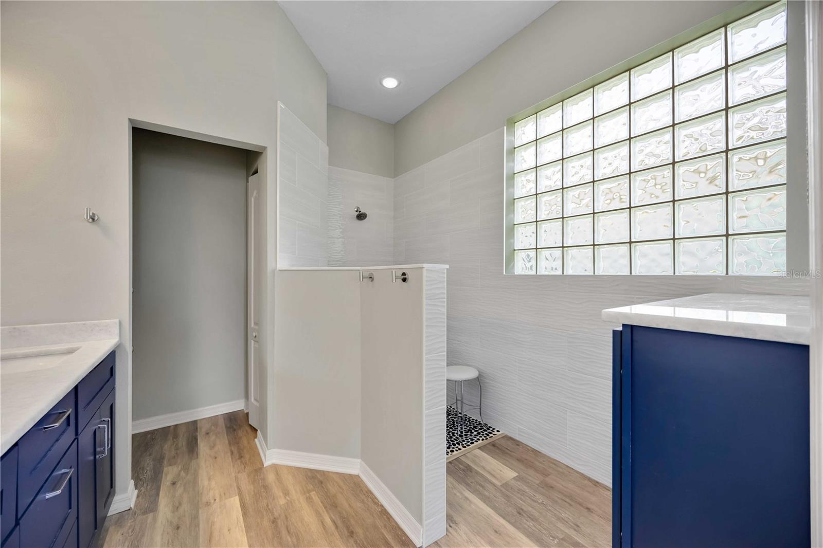 SAWGRASS - Residential
