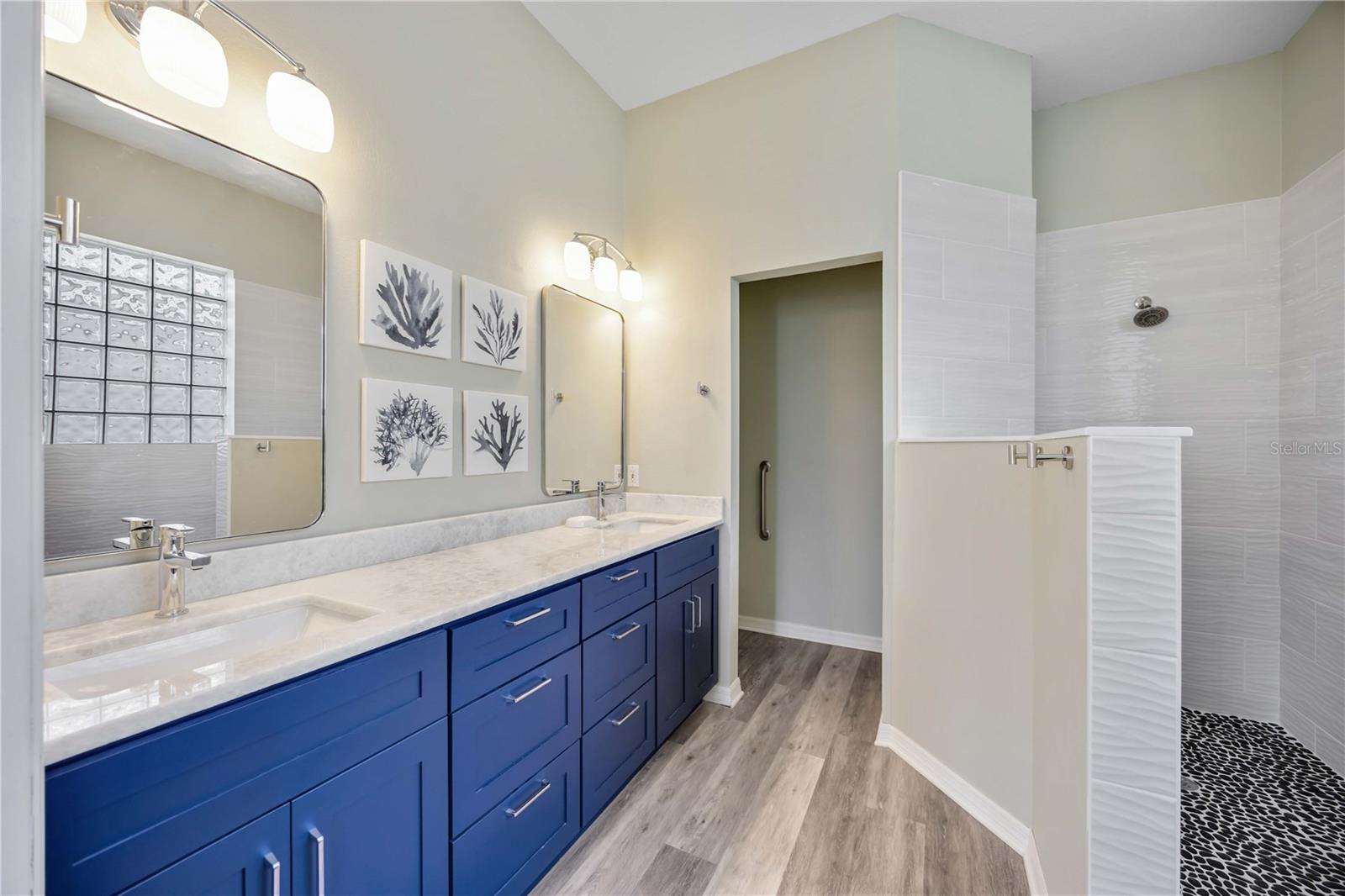 SAWGRASS - Residential