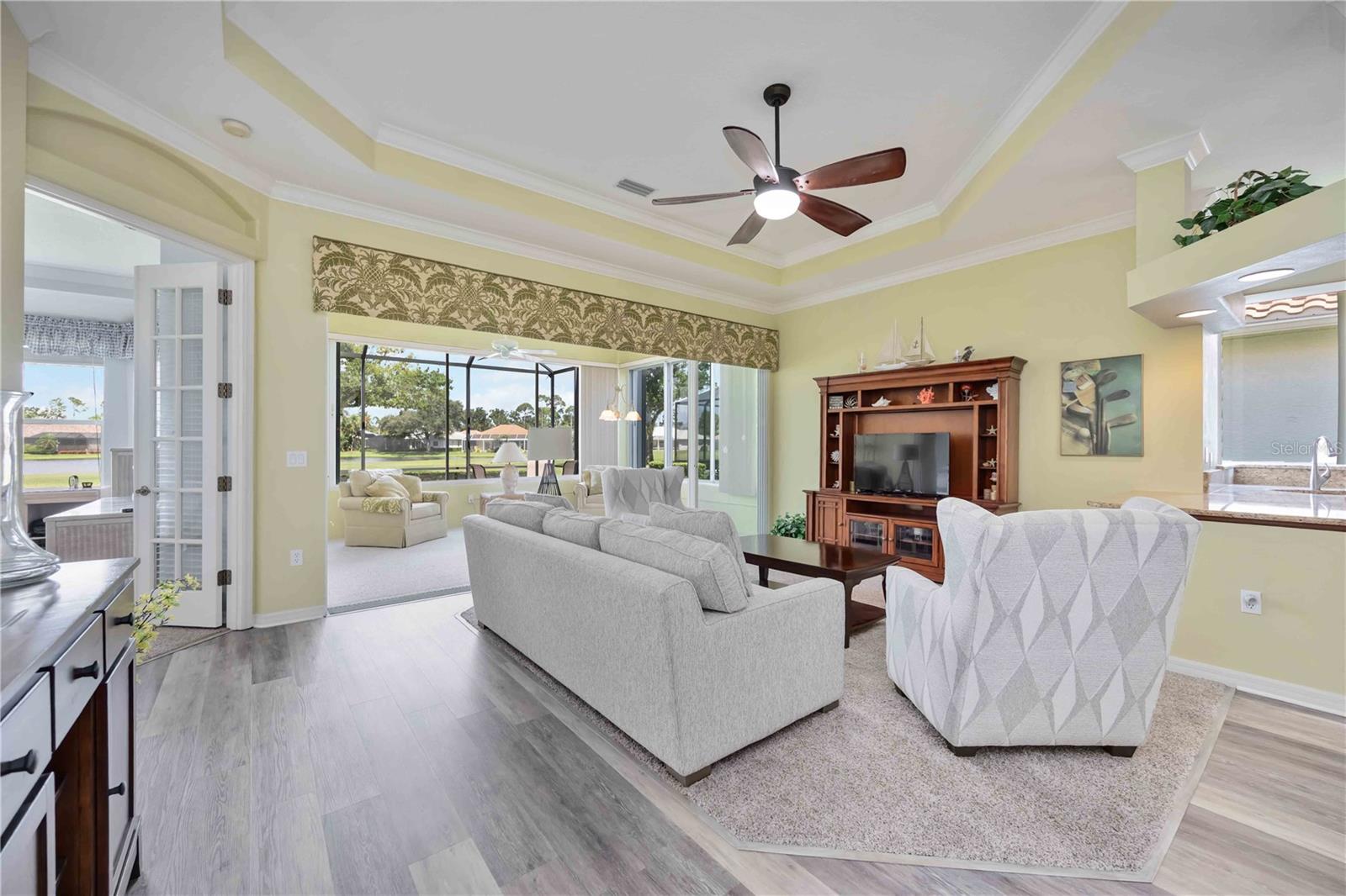 SAWGRASS - Residential