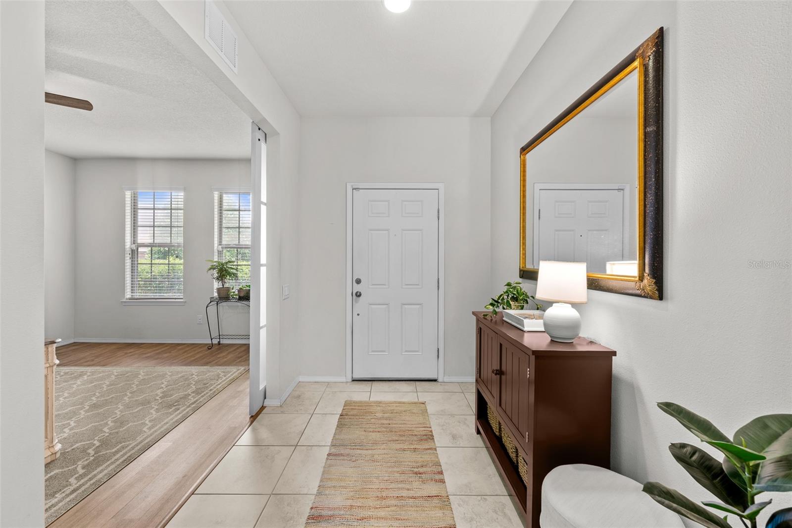 1827 TRILLIUM BOULEVARD
