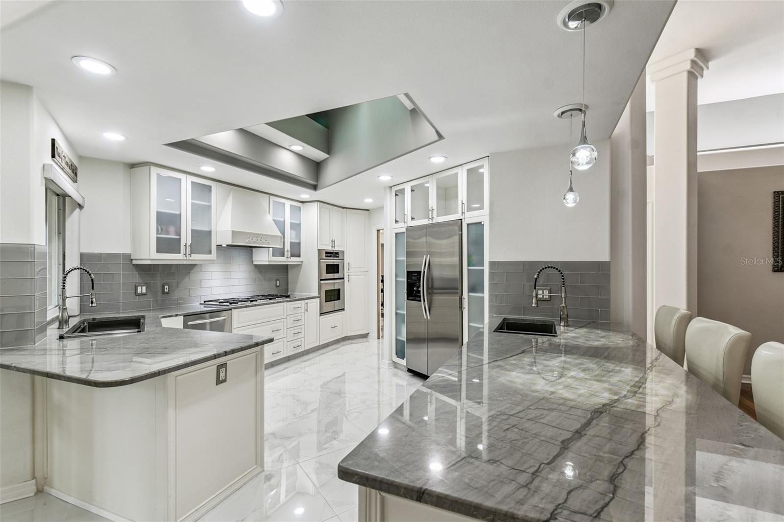 MEYERS COVE - Residential