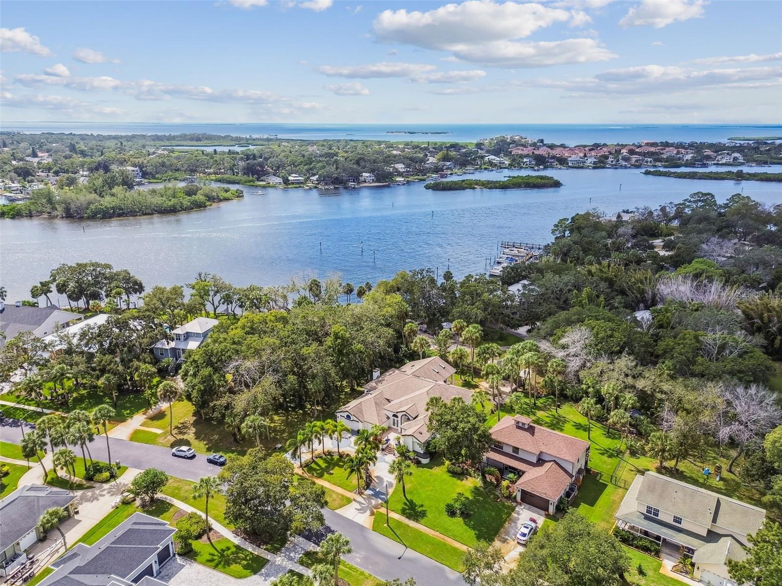MEYERS COVE - Residential