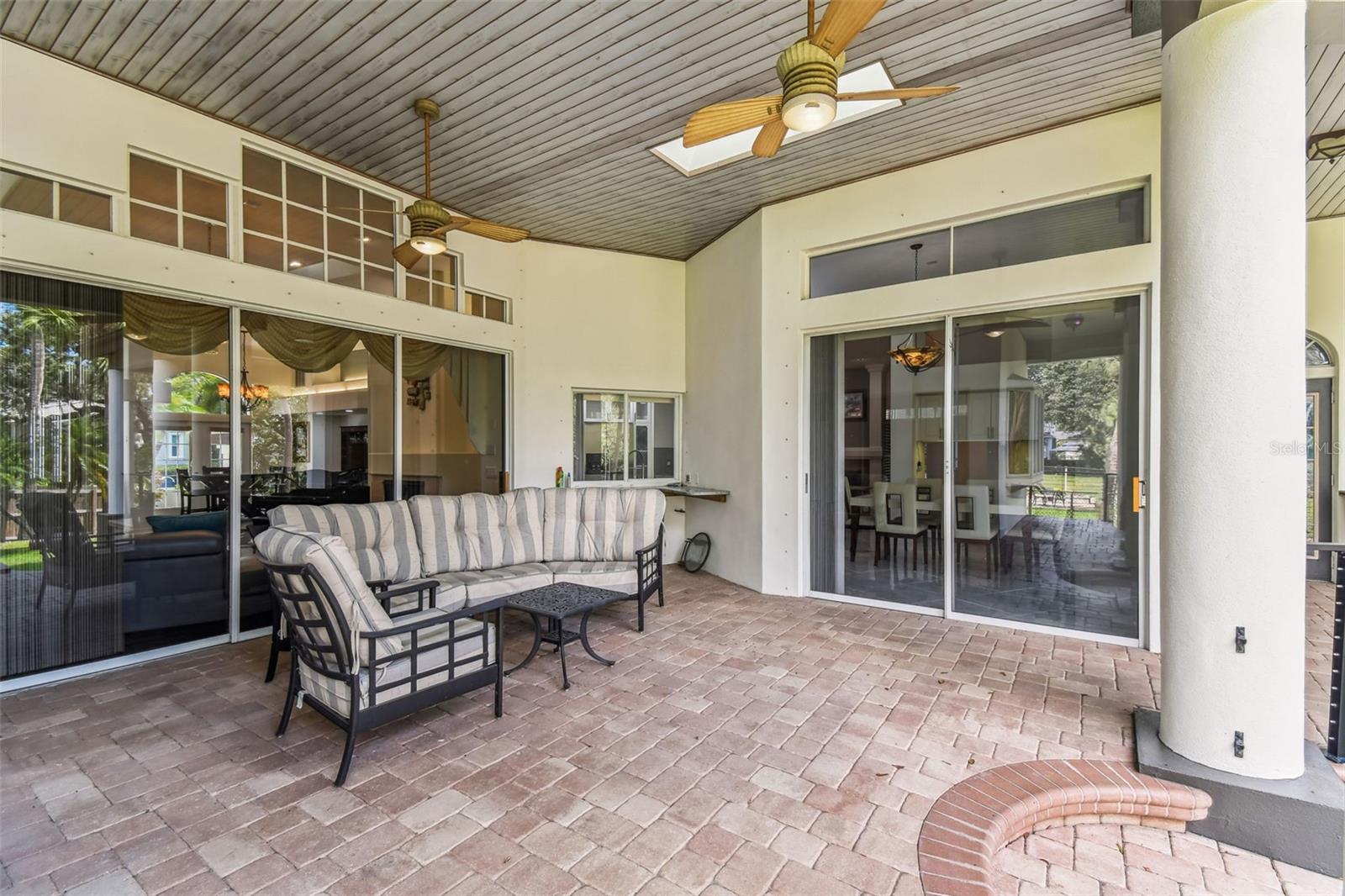 MEYERS COVE - Residential