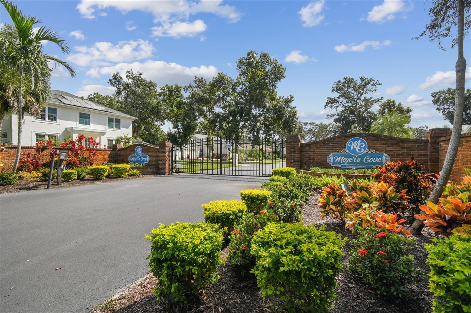 MEYERS COVE - Residential
