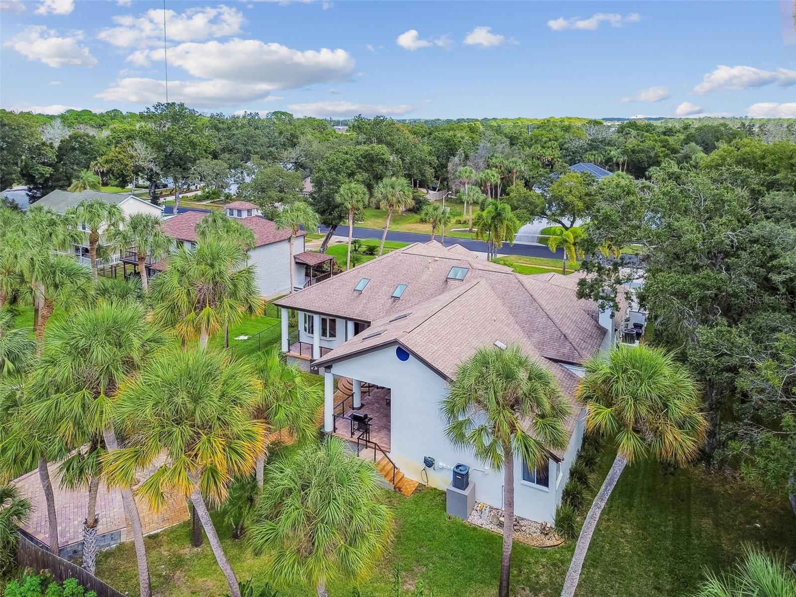 MEYERS COVE - Residential